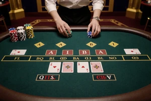 Baccarat Pro von NetEnt - Professionelles Baccarat Spiel mit Statistiken und niedrigem Hausvorteil bei Realz Casino